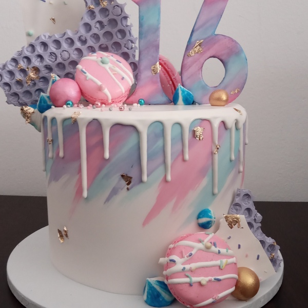 Dripping Cakes