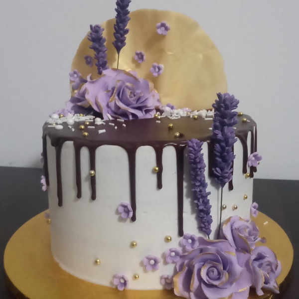 Dripping Cakes